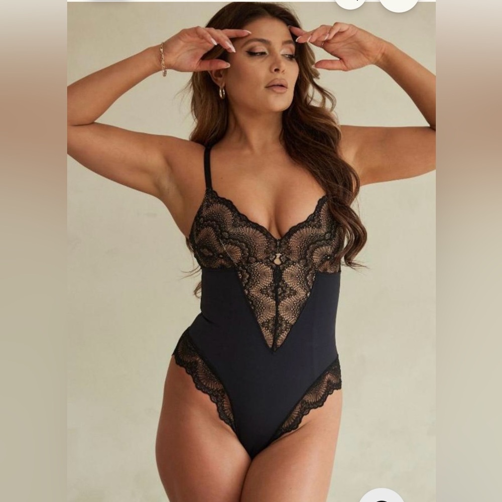Pinsy bodysuit